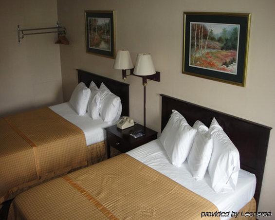 Timberlake Motel Лінчбурґ Номер фото