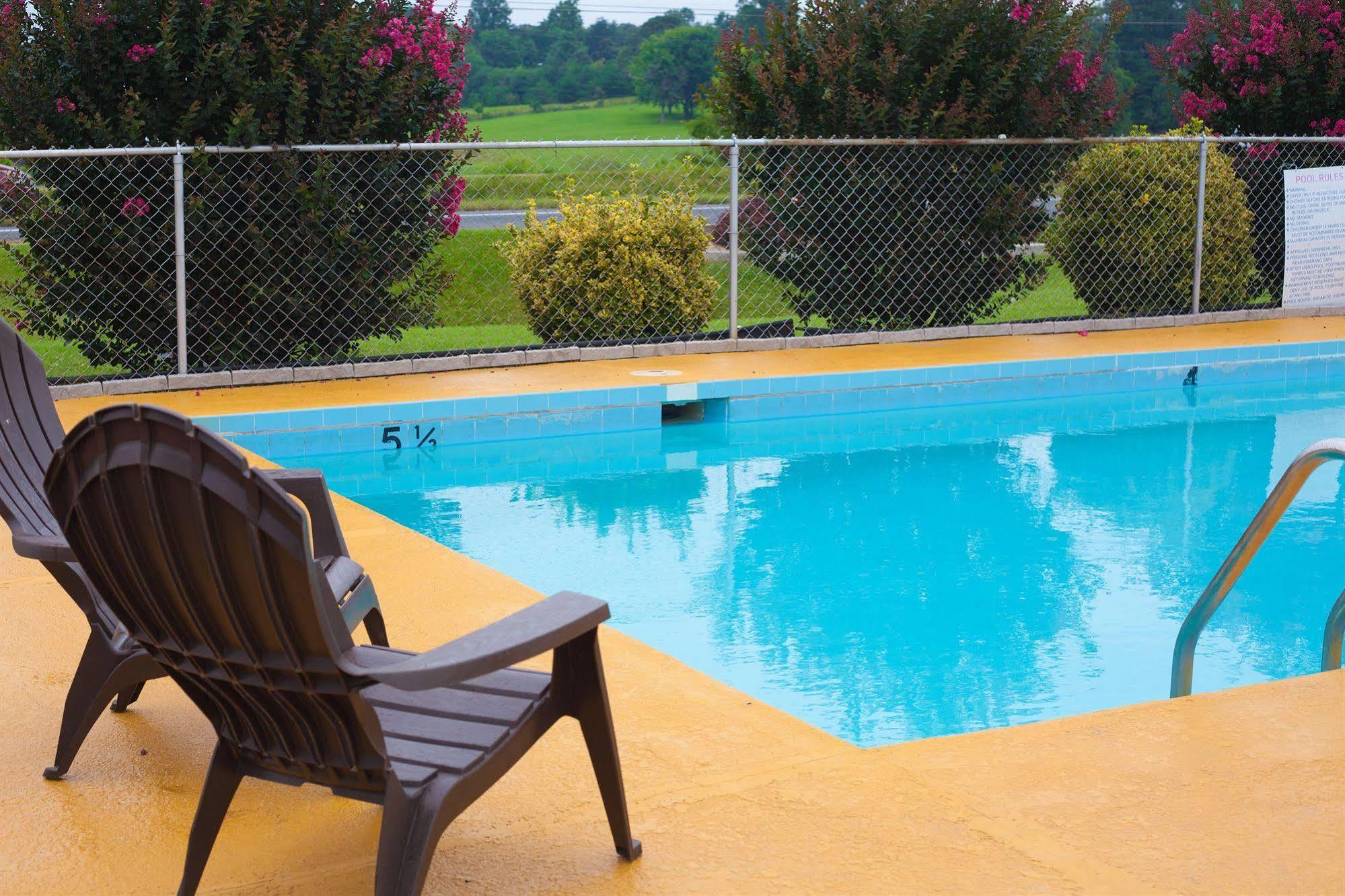 Timberlake Motel Лінчбурґ Екстер'єр фото